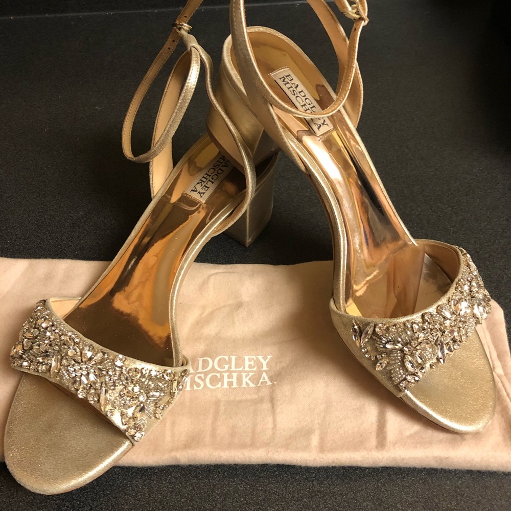 IVANNA Gold Strap Badgley Mischka Wedding Block Heels, Size 10